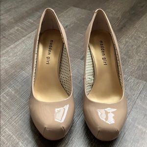 NEW never worn Madden Girl Nude Heels size 7